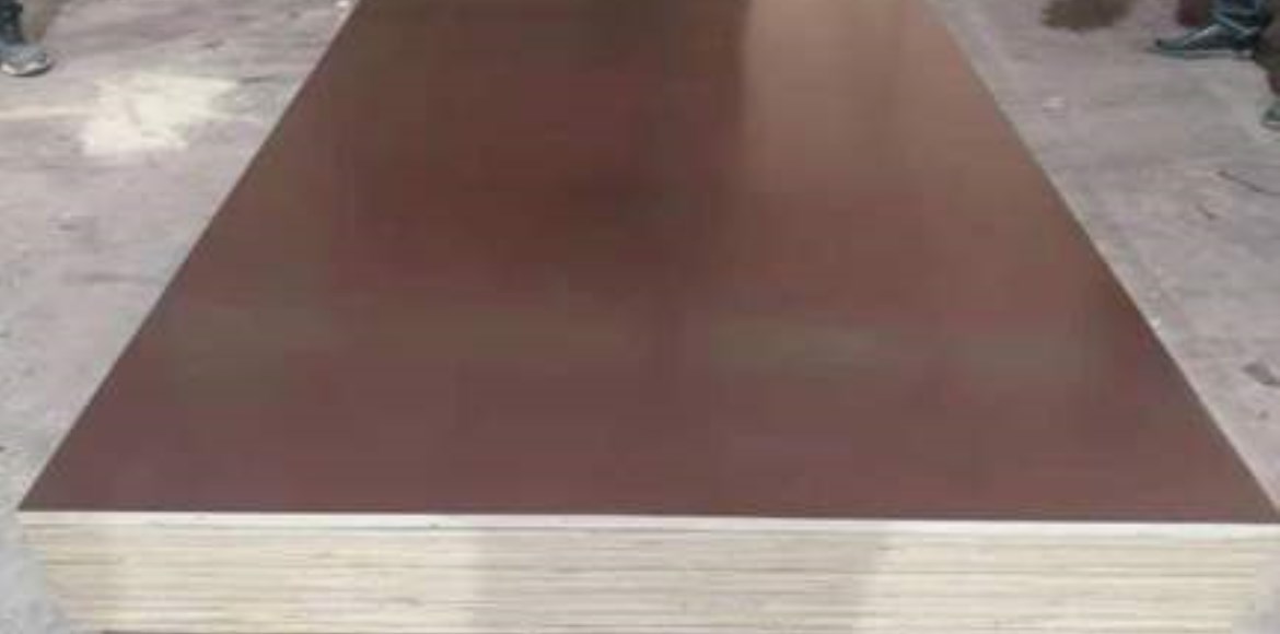 FILM FACED PLYWOOD.jpg